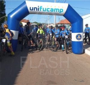 Arco para Corrida personalizado fabricado pela Flash Balões