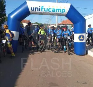Arco para Corrida personalizado fabricado pela Flash Balões